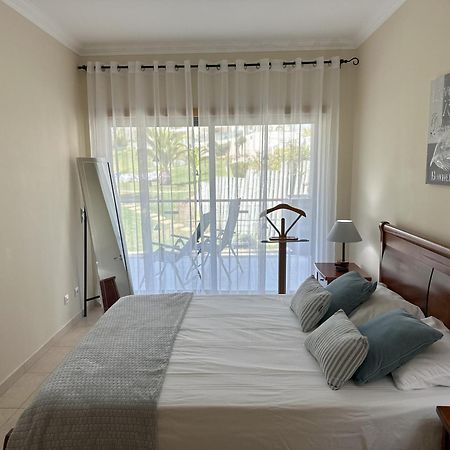 Charmant Appartement A 1Km De La Plage, Avec Piscine A 阿尔布费拉 外观 照片